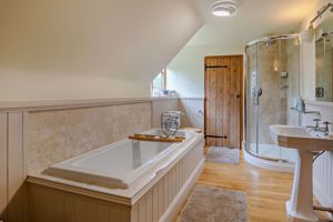 Photo 18- click for photo gallery